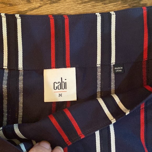 CABI Blouse Size Medium Puff Sleeves - Picture 4 of 8